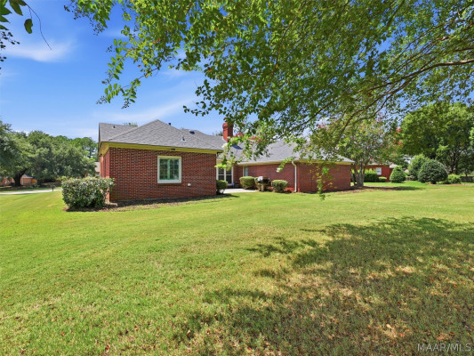 8207 Harrogate Hill