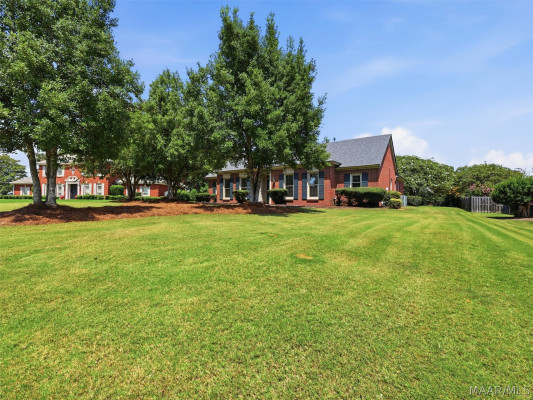 8207 Harrogate Hill