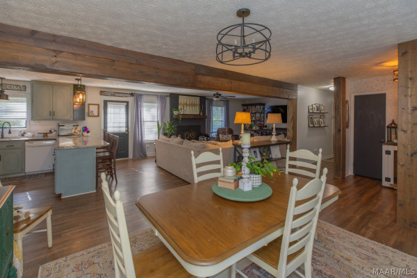 3209 Pettus Road