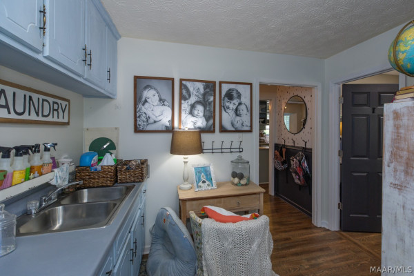 3209 Pettus Road
