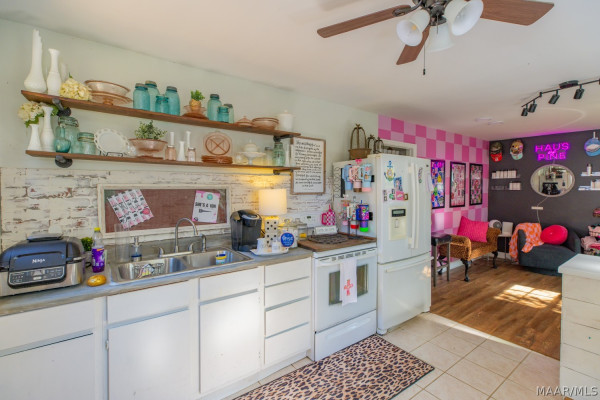 3209 Pettus Road