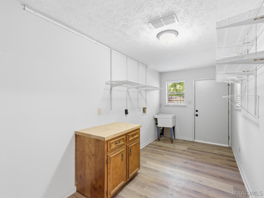 6572 Luxembourg Circle