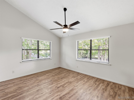 6572 Luxembourg Circle