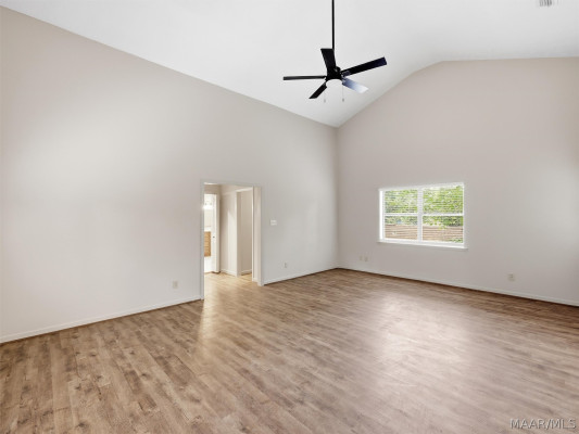 6572 Luxembourg Circle