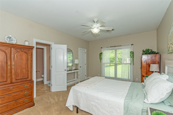 632 E Fleahop Road
