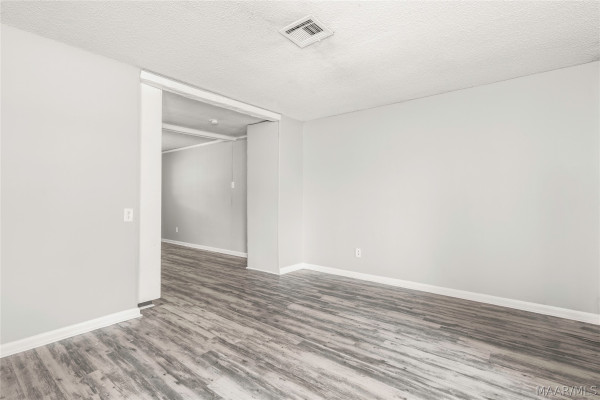 6650 PINEBROOK Drive