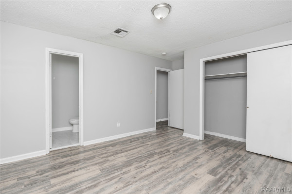 6650 PINEBROOK Drive