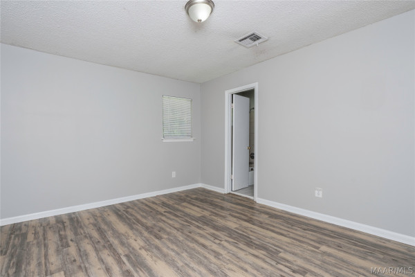 6650 PINEBROOK Drive