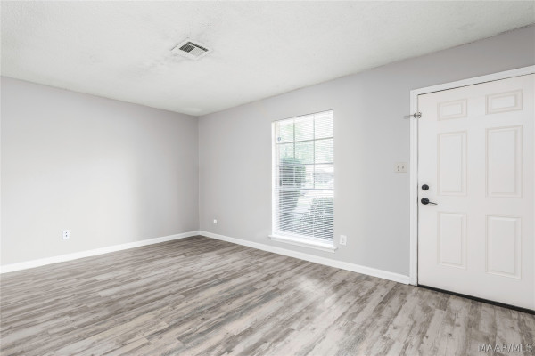 6650 PINEBROOK Drive