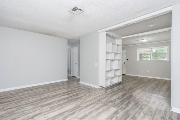 6650 PINEBROOK Drive