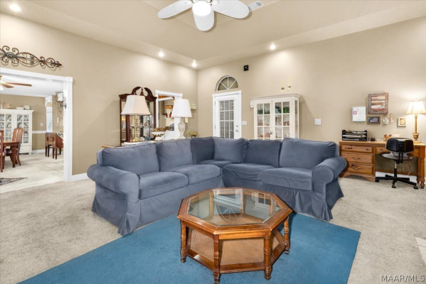 6725 Pineleaf Drive