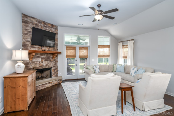 9163 White Poplar Circle