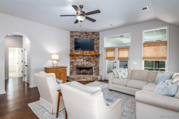 9163 White Poplar Circle