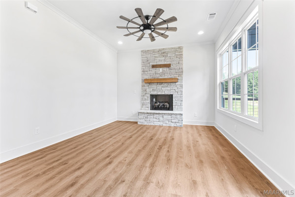 384 Whisper Trace