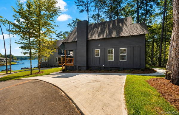 384 Whisper Trace