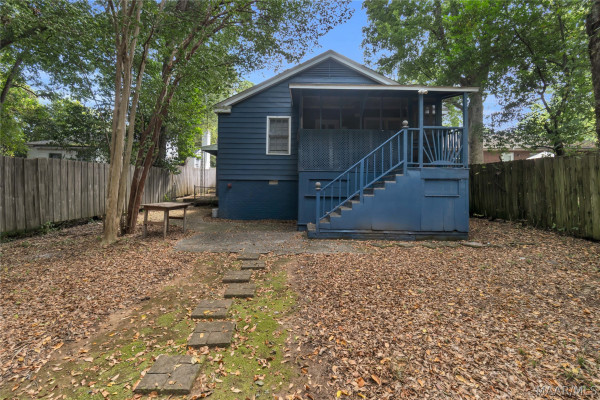 611 N Panama Street