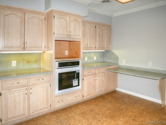 711 Forestdale Drive