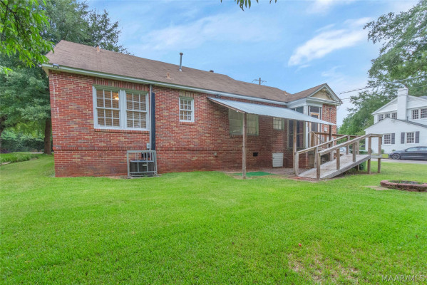 340 E Fairview Avenue