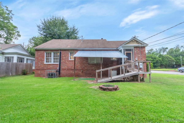 340 E Fairview Avenue
