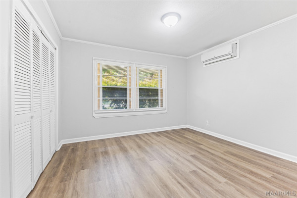3255 WILLOW LANE Drive
