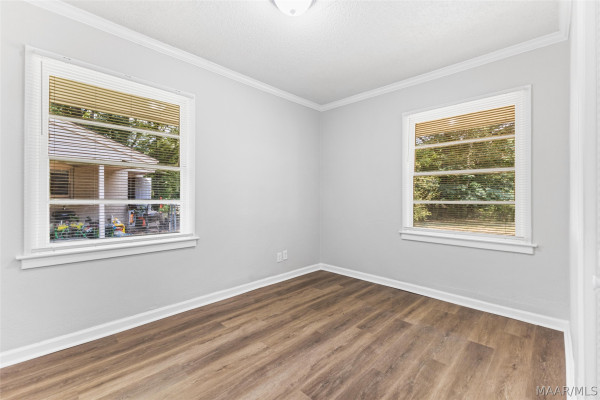 3255 WILLOW LANE Drive