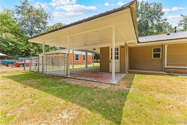 3255 WILLOW LANE Drive