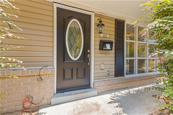 3255 WILLOW LANE Drive