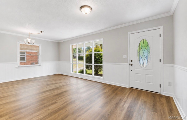 3255 WILLOW LANE Drive
