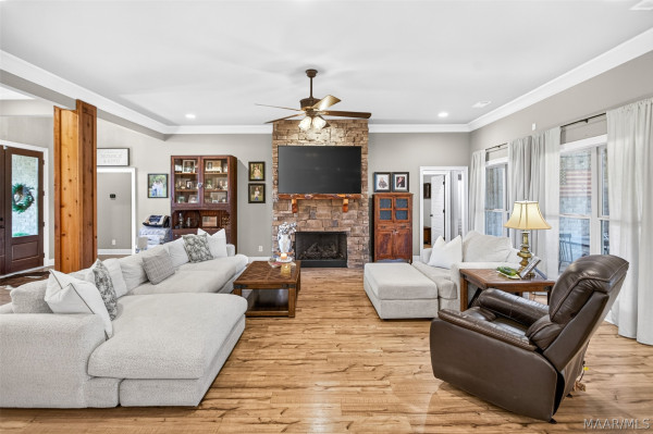 3774 Hogan Road
