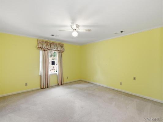 3152 Rolling Road Circle
