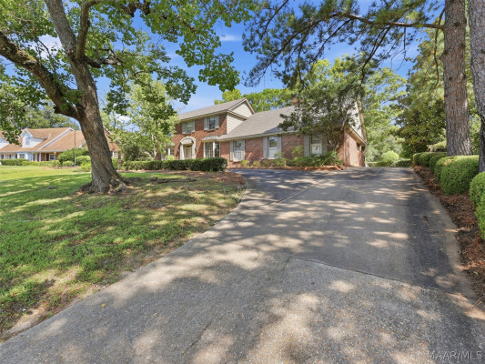 3152 Rolling Road Circle