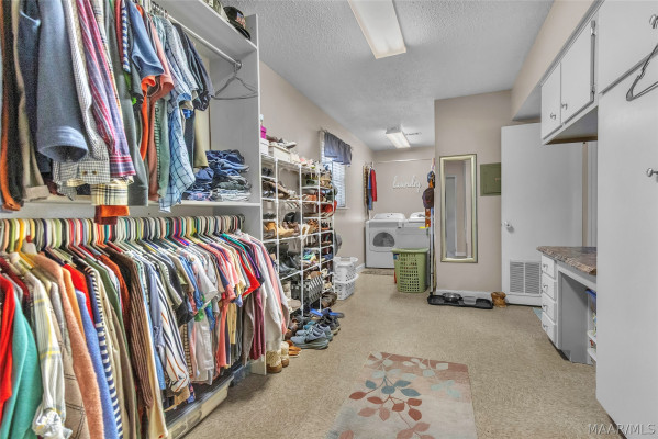 631 GEORGETOWN Drive
