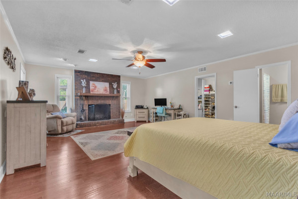 631 GEORGETOWN Drive