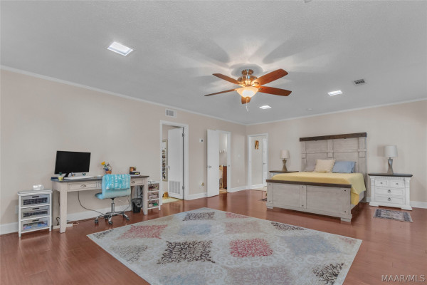 631 GEORGETOWN Drive