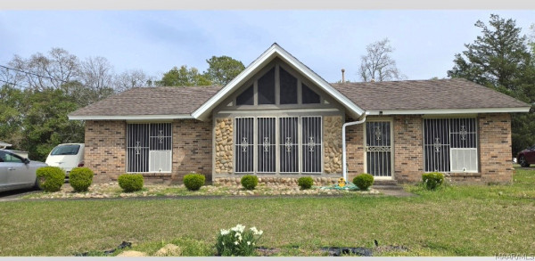 3313 Cross Creek Drive