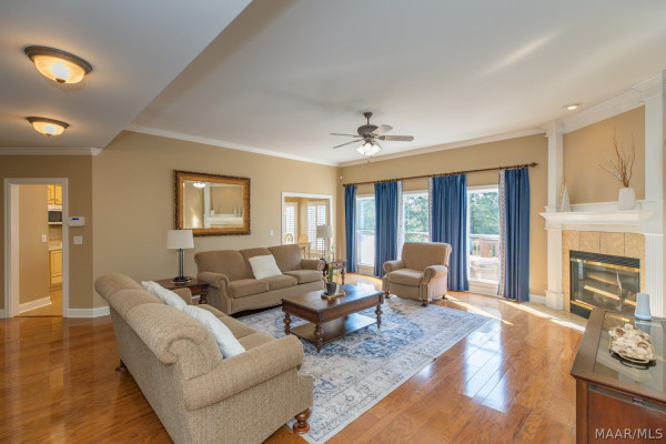 198 Walnut Point Drive