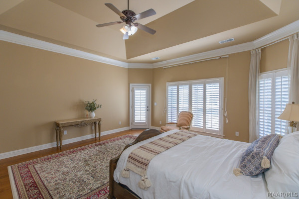 198 Walnut Point Drive