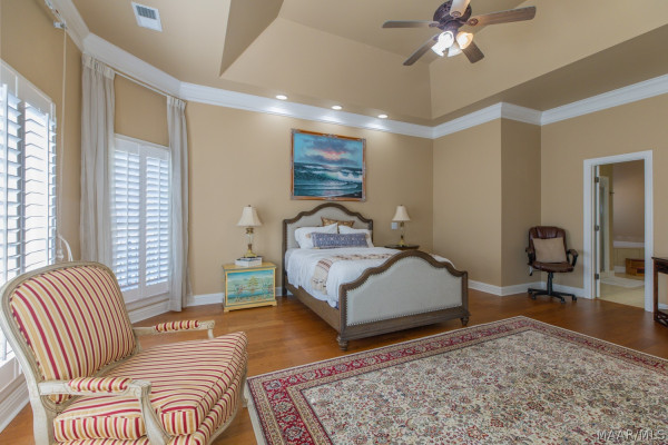 198 Walnut Point Drive