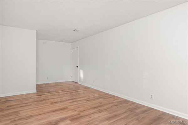414 Daphne Lane