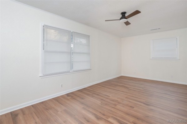 414 Daphne Lane