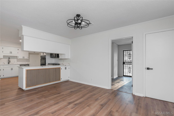 414 Daphne Lane