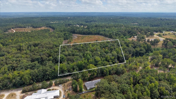 162 County Rd 20 . E