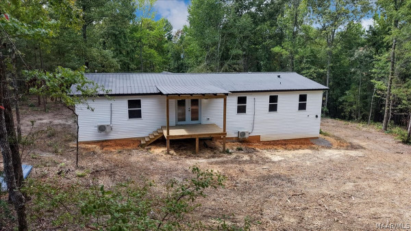 162 County Rd 20 . E