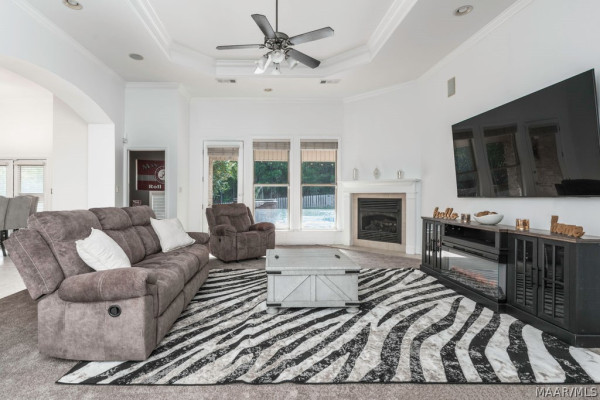 180 Forest Hill Road