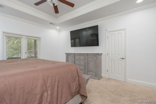 180 Forest Hill Road