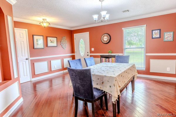 217 Ridgewood Road