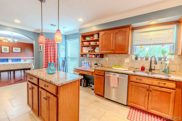 217 Ridgewood Road