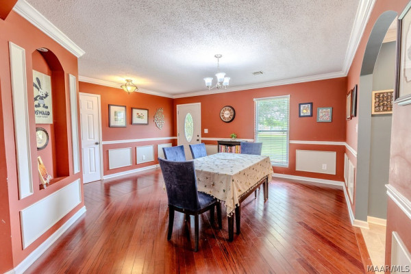 217 Ridgewood Road