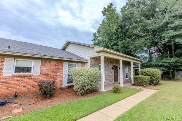 217 Ridgewood Road