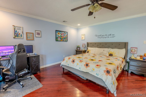 217 Ridgewood Road